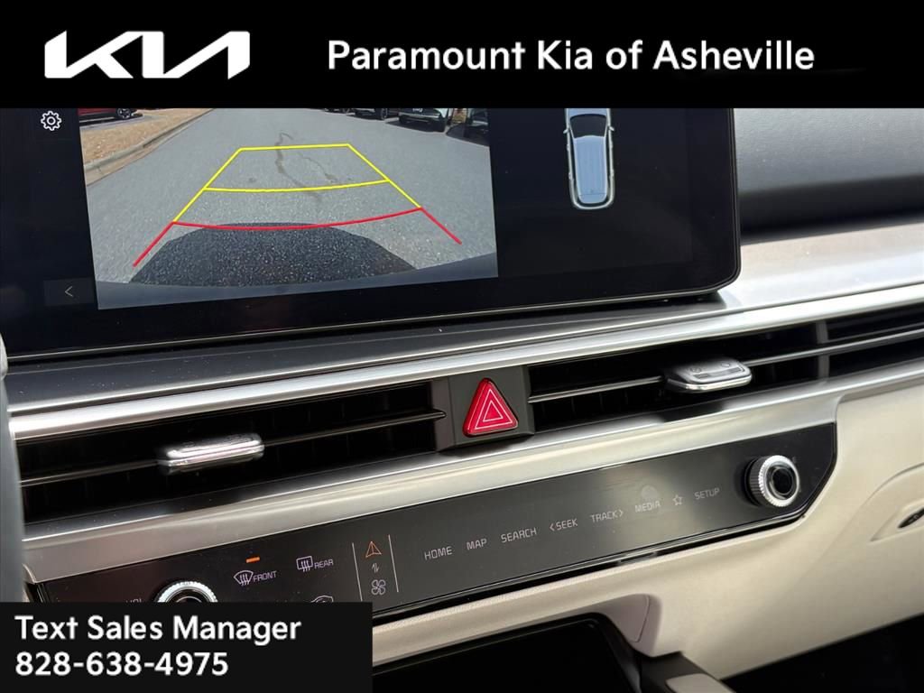 Certified 2025 Kia Sorento S image 10