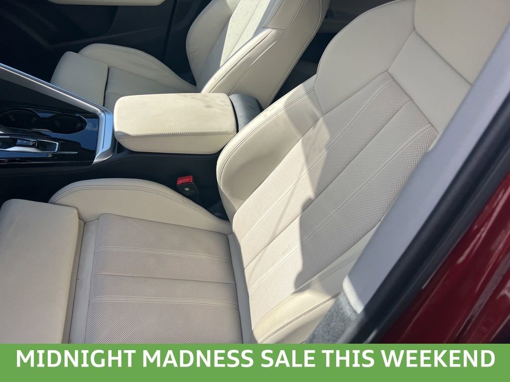 Used 2025 Audi Q5 Premium Plus w/ Premium Plus image 40