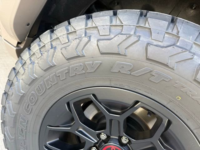 Used 2025 Toyota 4Runner TRD Pro AWD/4WD image 32