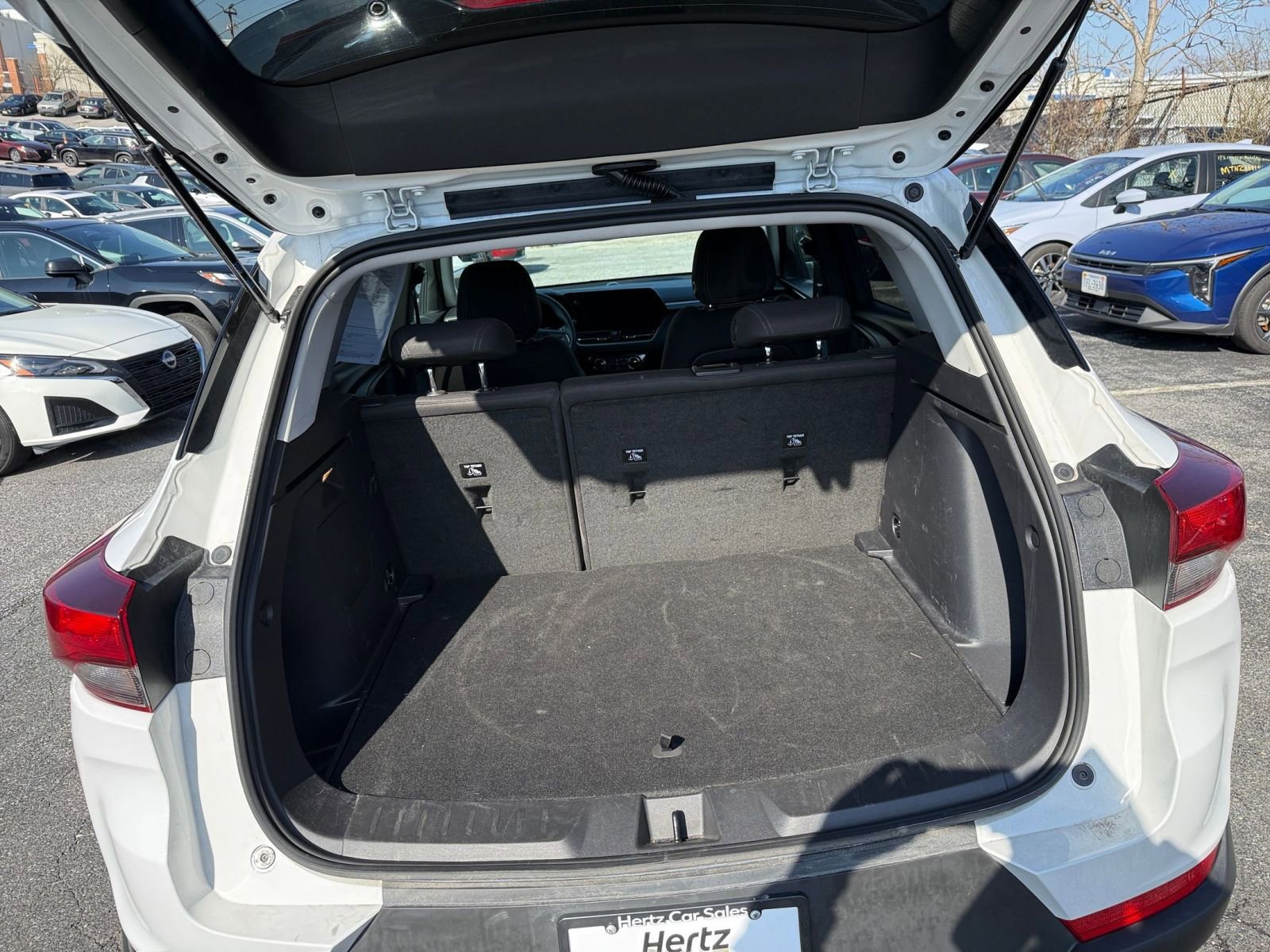 Used 2025 Chevrolet TrailBlazer LT image 32