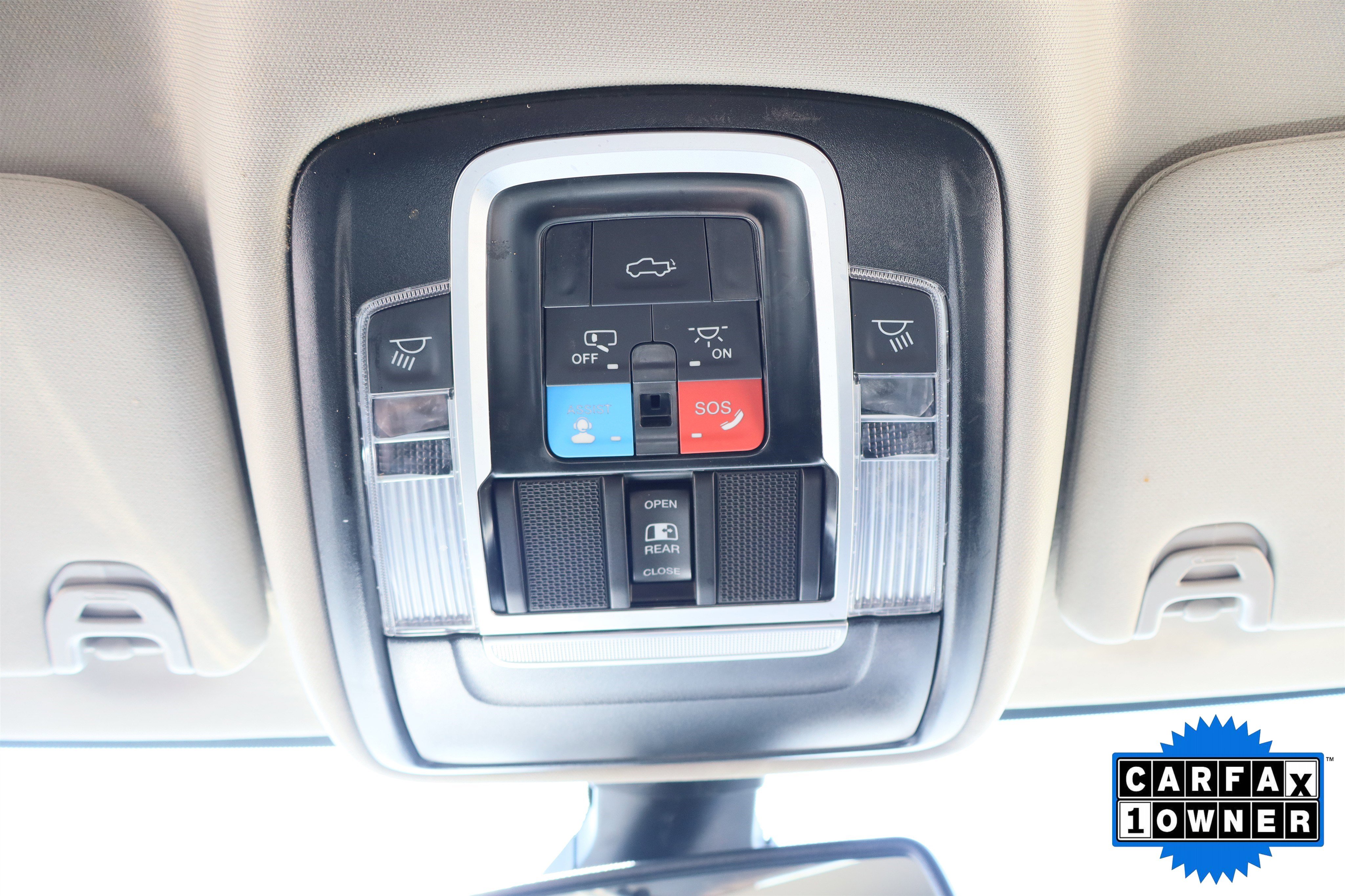 Used 2024 RAM 2500 Laramie image 26