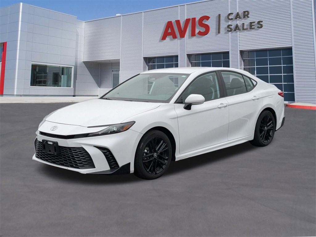 Used 2025 Toyota Camry SE