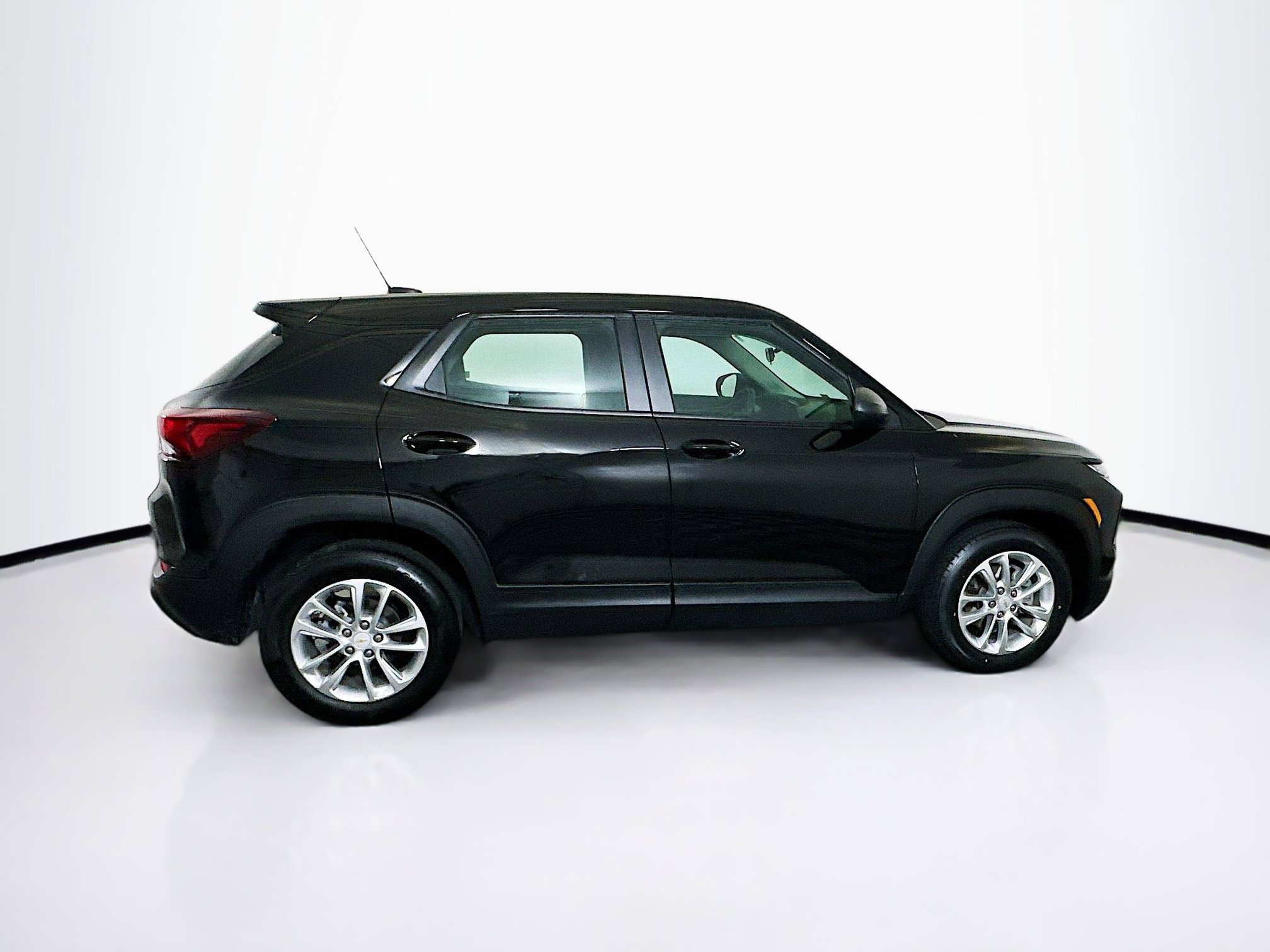 Used 2024 Chevrolet TrailBlazer LS image 10