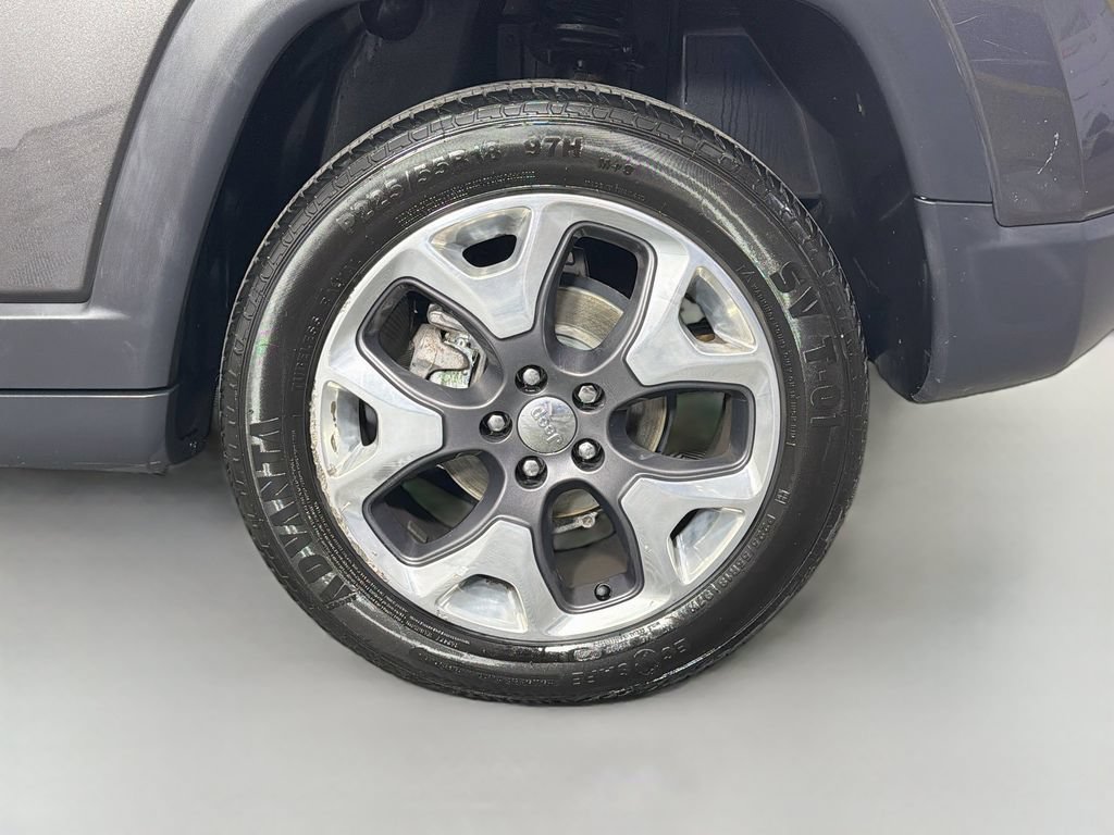 Used 2019 Jeep Compass Limited AWD/4WD image 26