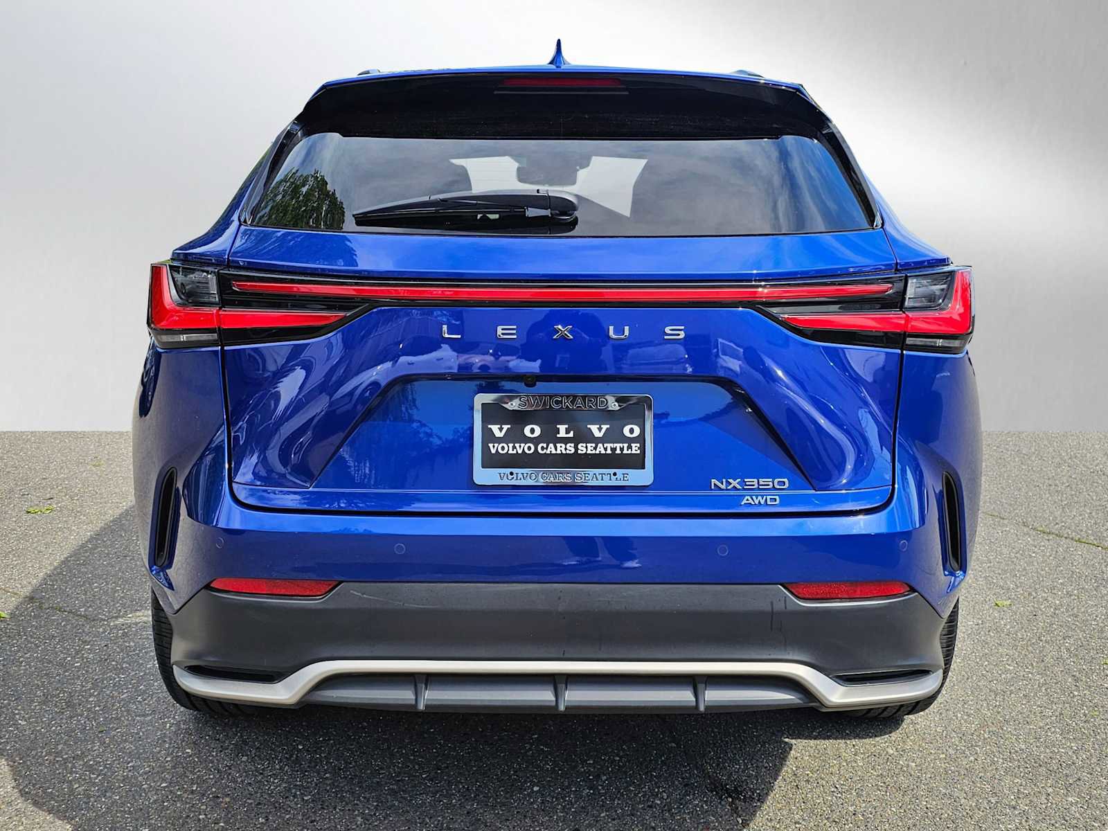 Used 2025 Lexus NX 350 F Sport AWD/4WD image 4