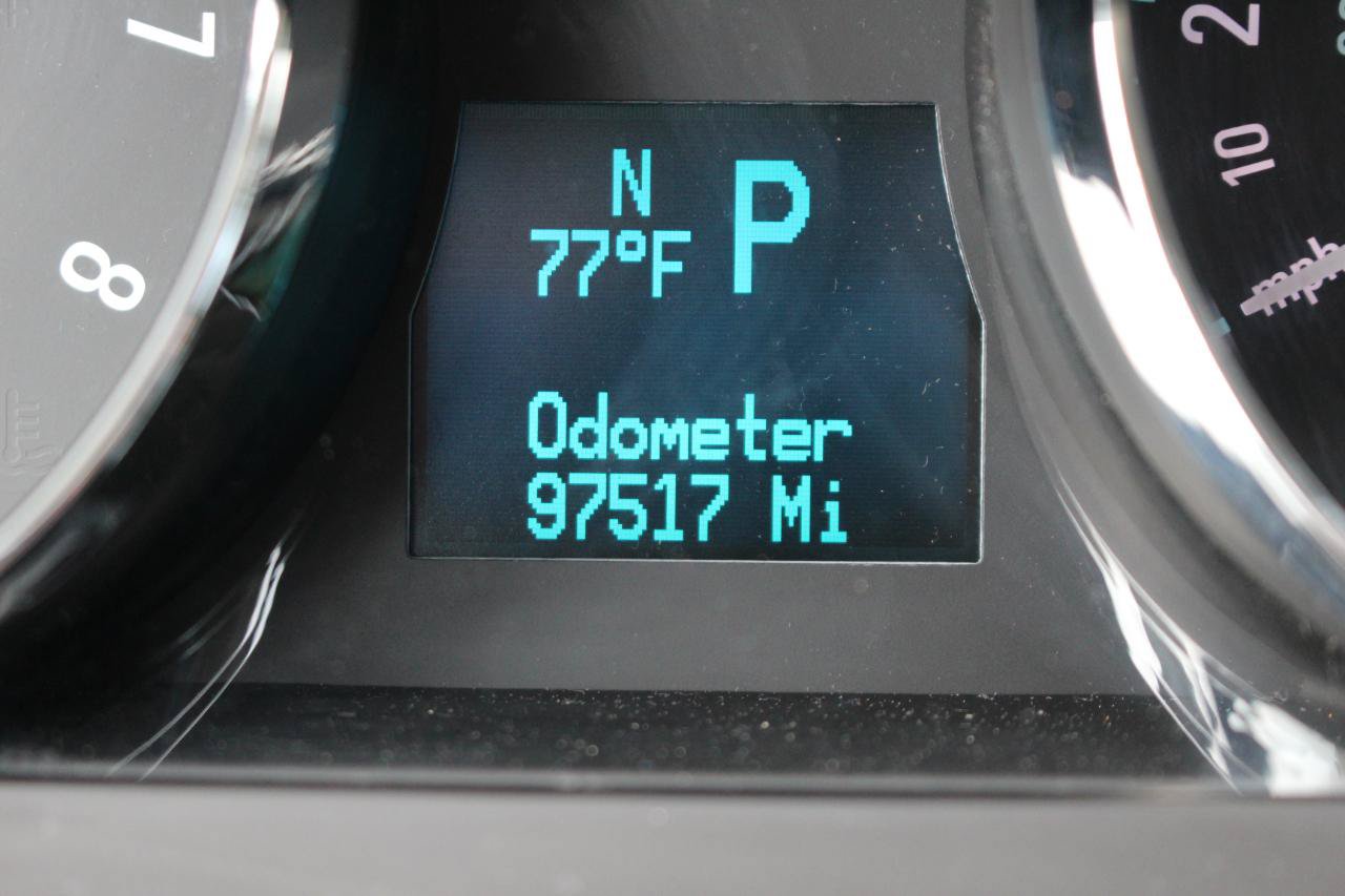 Used 2014 Chevrolet Captiva Sport LTZ FWD image 23