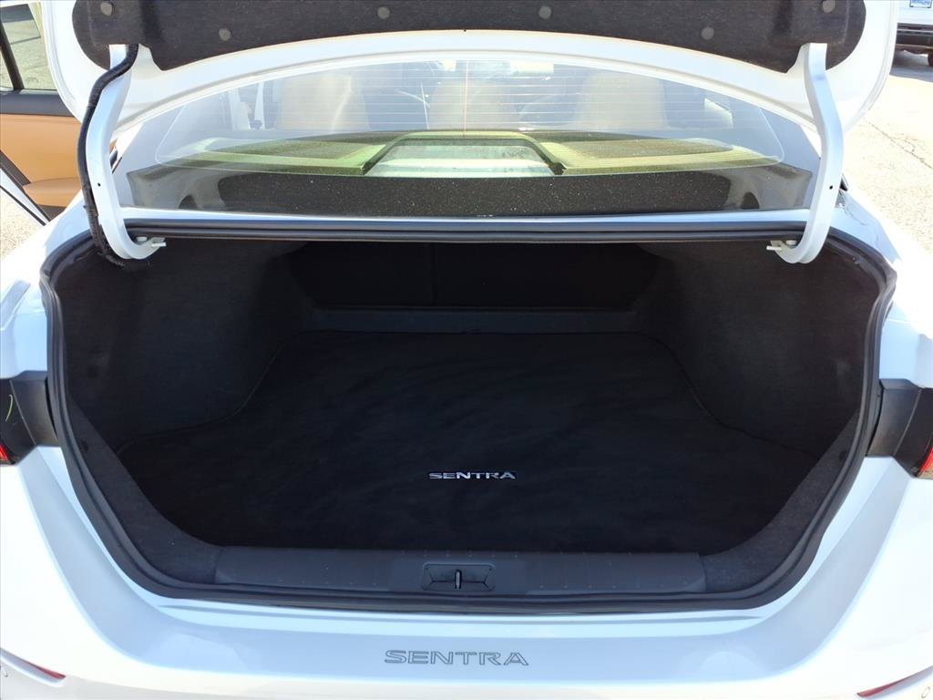Used 2024 Nissan Sentra SV w/ SV Premium Package FWD image 14
