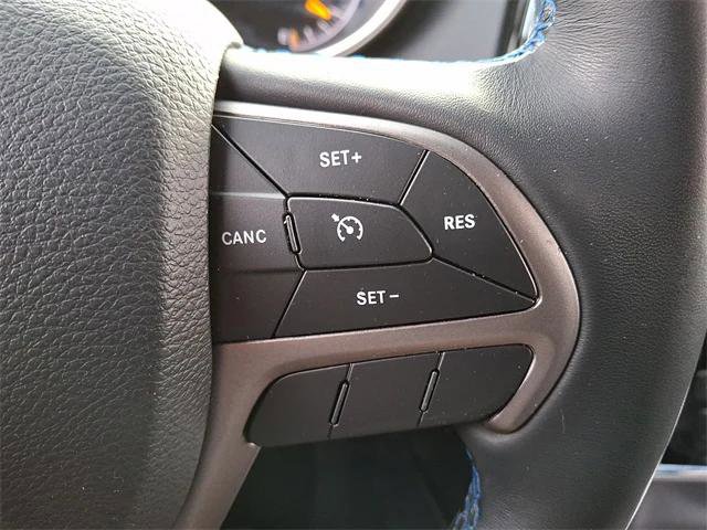 Certified 2019 Jeep Grand Cherokee Laredo image 23