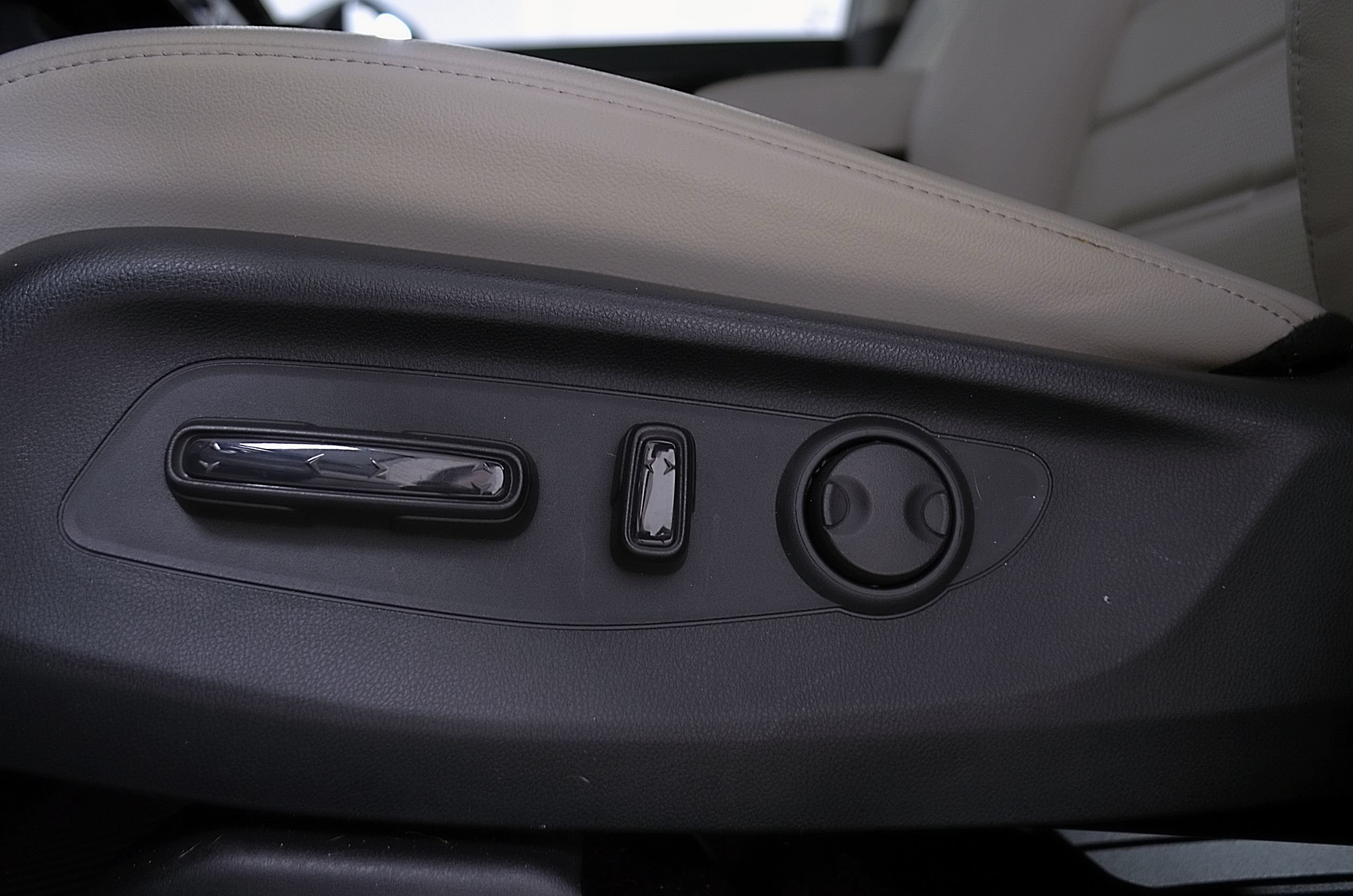Used 2024 Honda CR-V EX-L image 19
