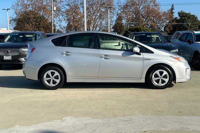 Used 2014 Toyota Prius Four image 2