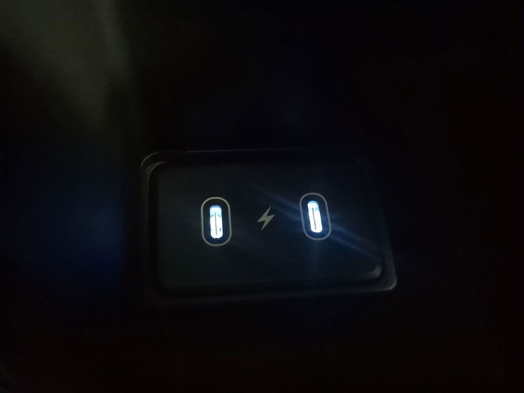 Certified 2025 Hyundai Kona SEL image 16