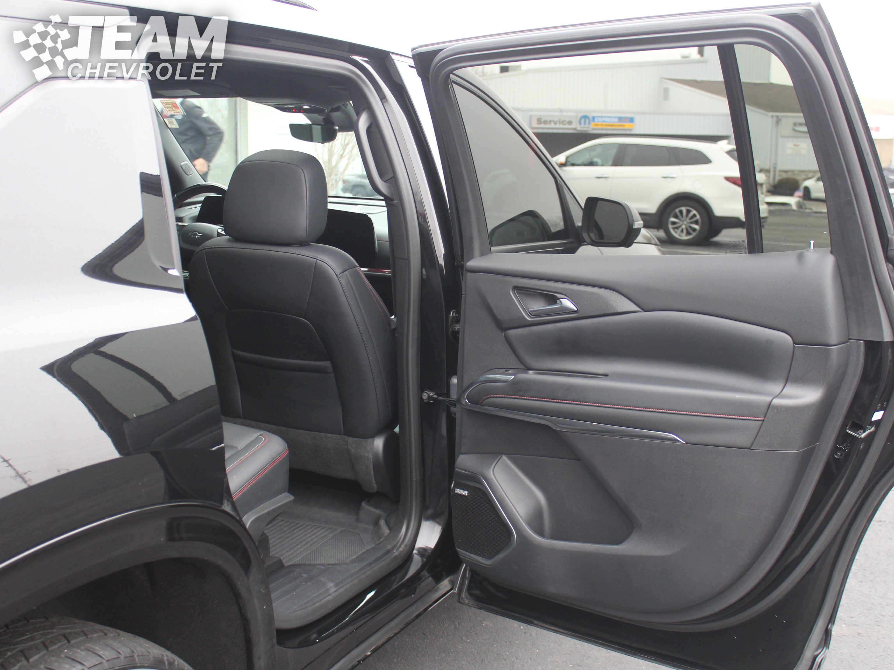 Certified 2024 Chevrolet Traverse RS w/ LPO, Floor Liner Package image 22