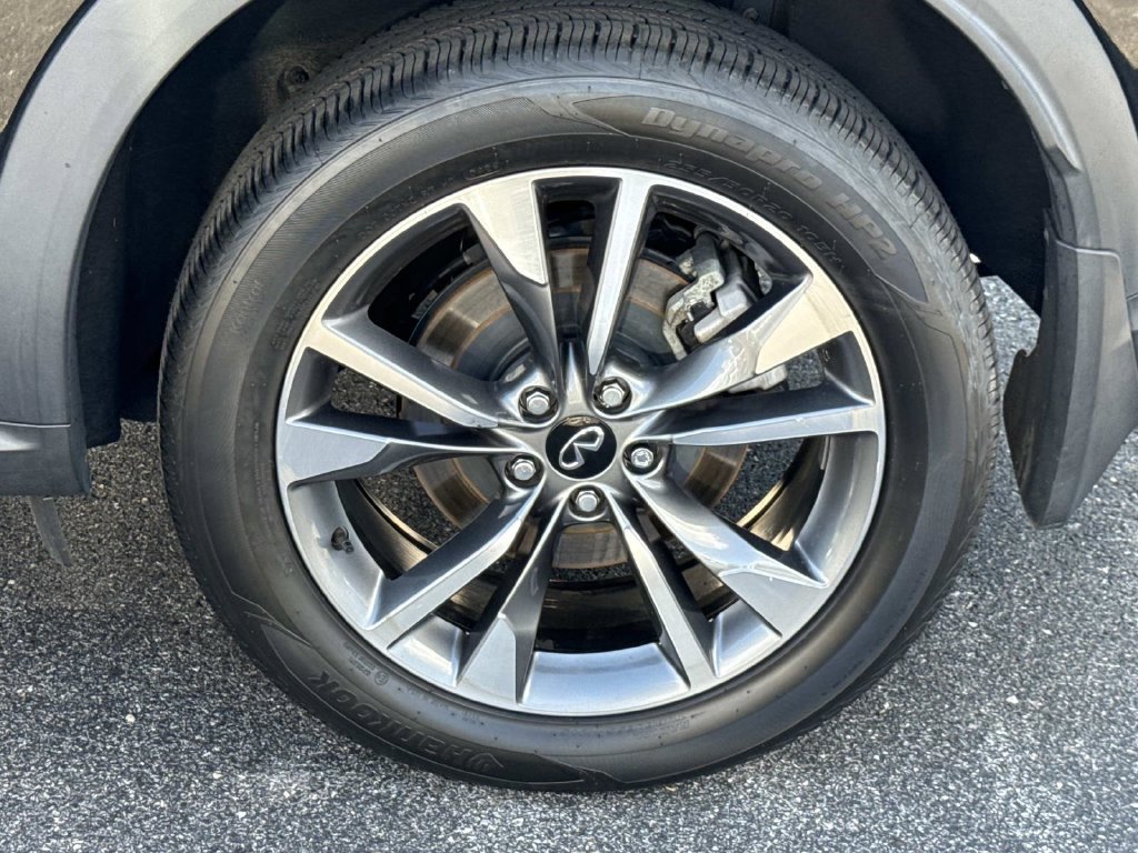 Certified 2023 INFINITI QX60 Luxe w/ Performance Audio Package AWD/4WD image 30