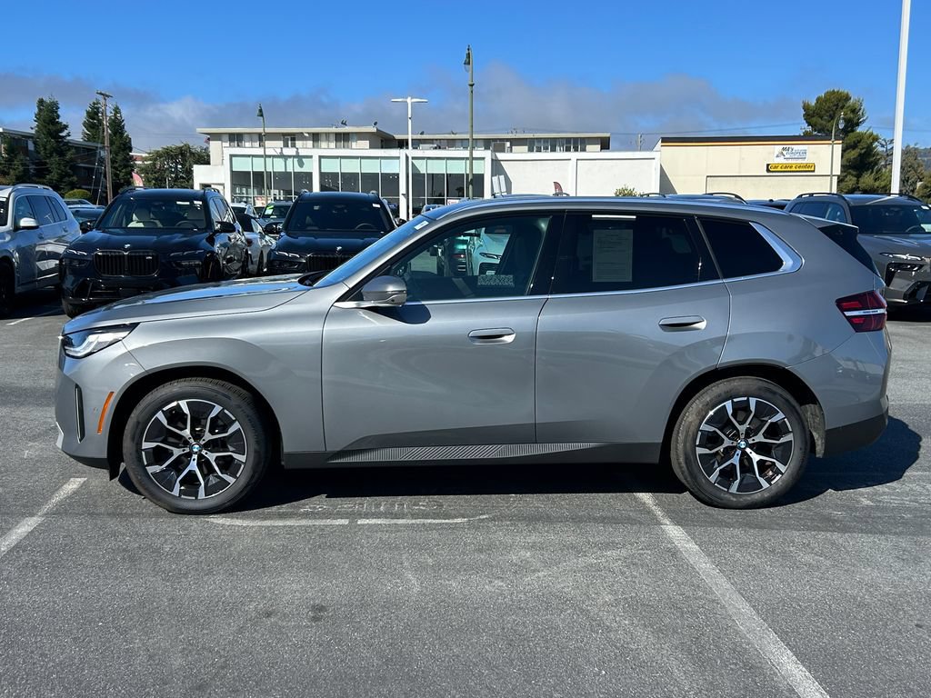 Used 2025 BMW X3 xDrive30i w/ Premium Package AWD/4WD image 2