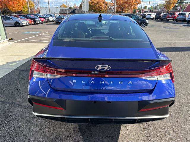 New 2026 Hyundai Elantra SEL Sport image 7