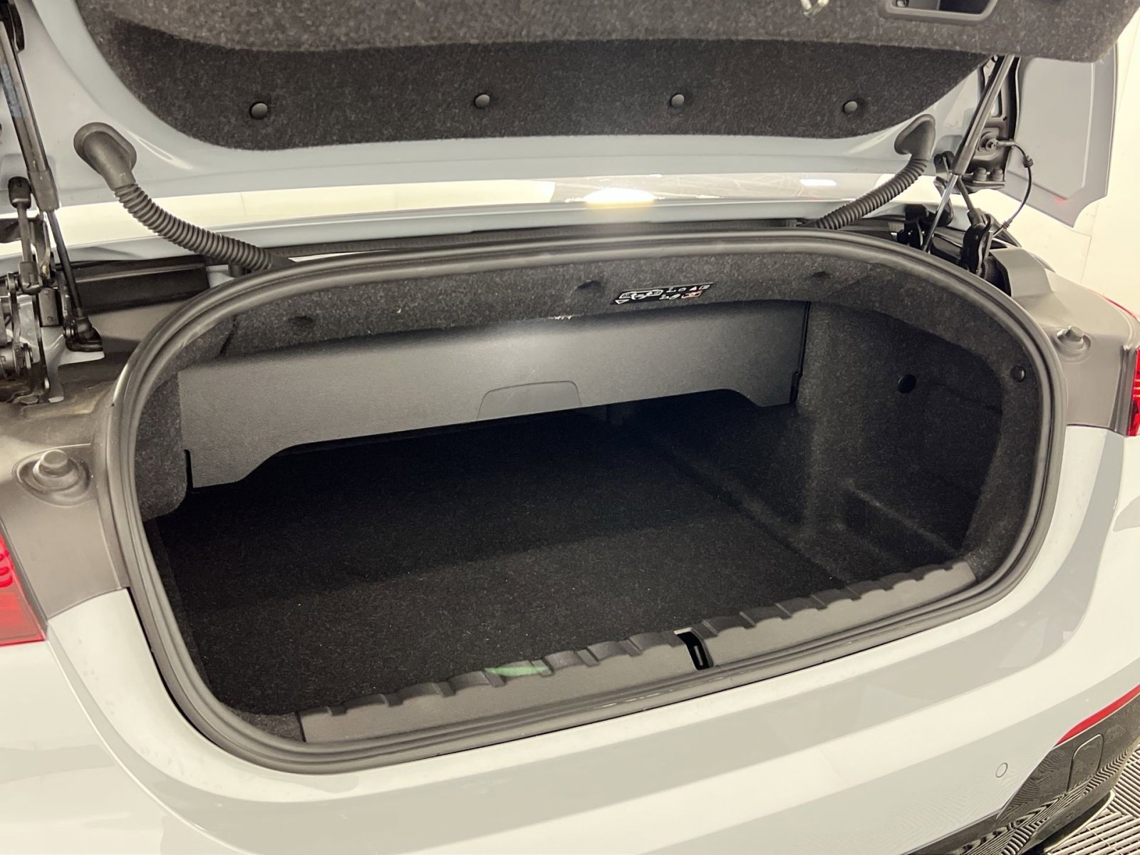 Used 2025 BMW 440i xDrive Convertible image 25