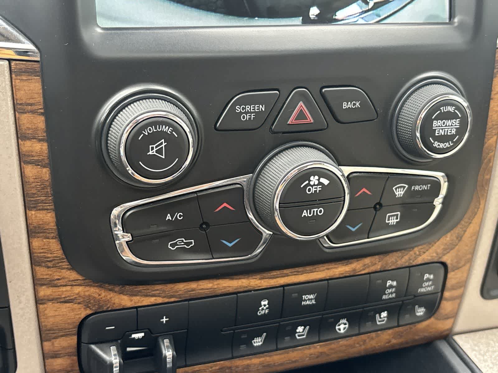 Certified 2018 RAM 1500 Laramie Longhorn w/ Longhorn Southfork Package AWD/4WD image 26