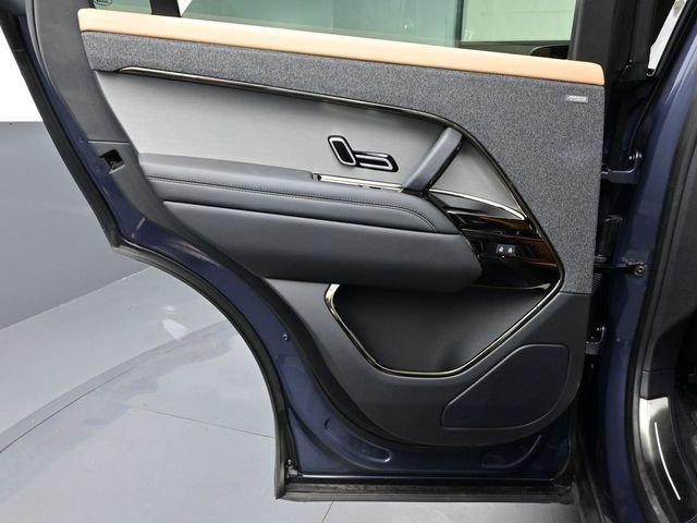 Used 2025 Land Rover Range Rover Sport Dynamic SE image 12