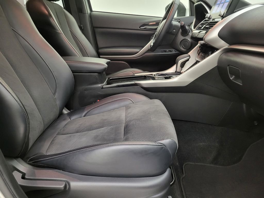 Used 2025 Mitsubishi Eclipse Cross SE image 34