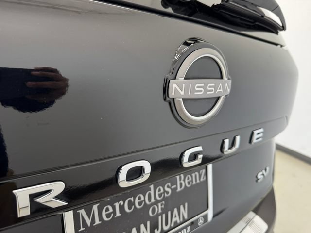 Used 2022 Nissan Rogue SV FWD image 40
