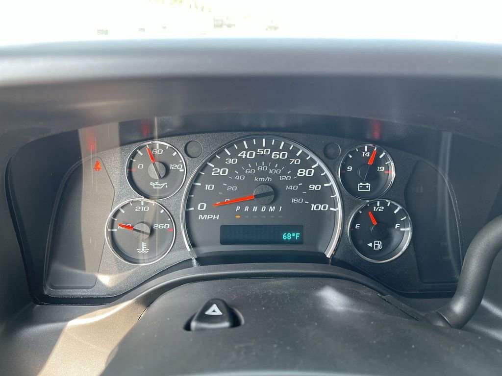 New 2025 Chevrolet Express 3500 Extended w/ Driver Convenience Package image 10