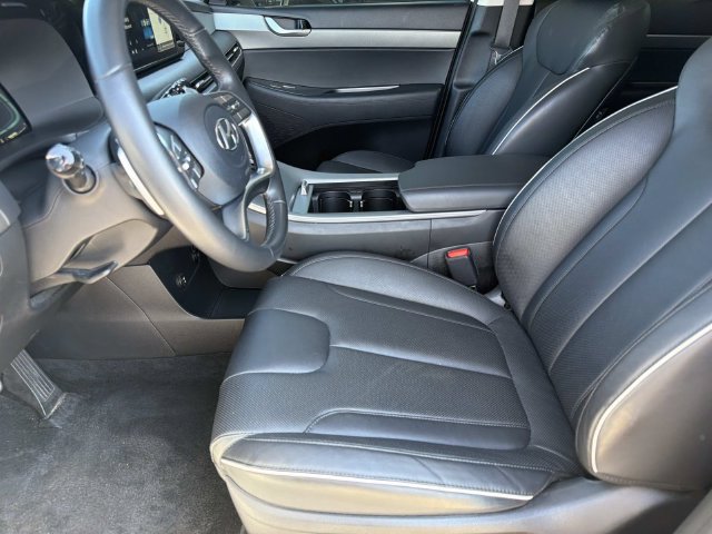 Used 2025 Hyundai Palisade SEL FWD image 14