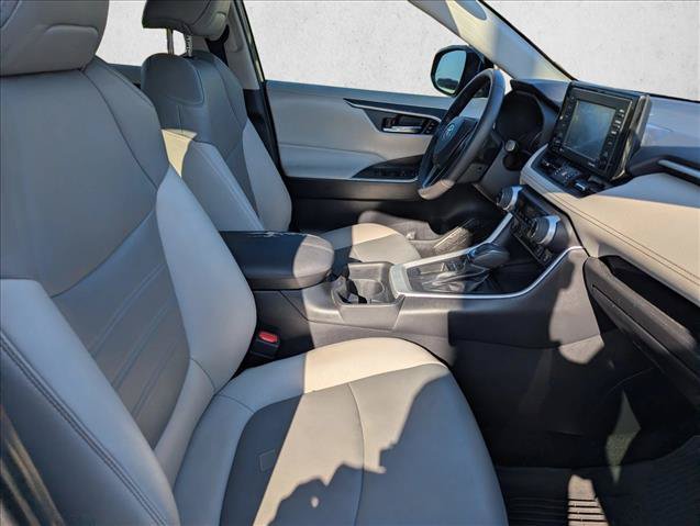 Used 2021 Toyota RAV4 XLE Premium FWD image 27
