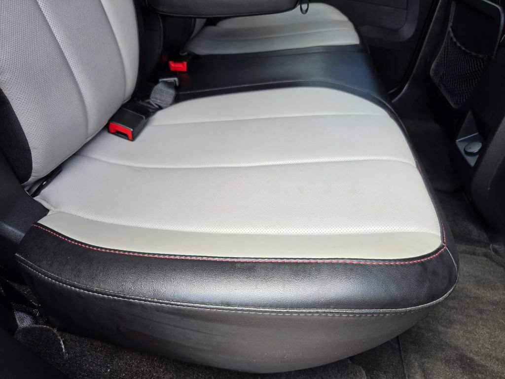 Used 2012 Chevrolet Equinox LT FWD image 26