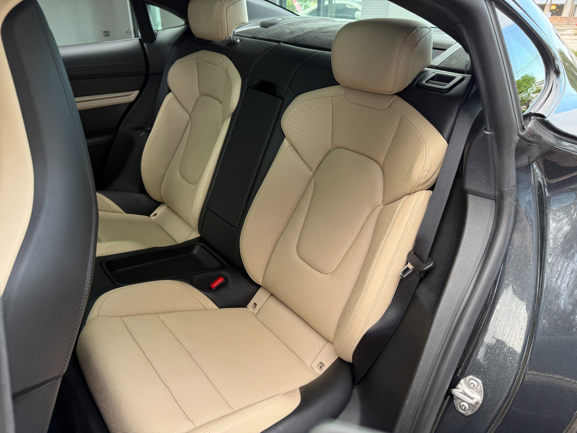 Used 2020 Porsche Taycan Turbo S image 29