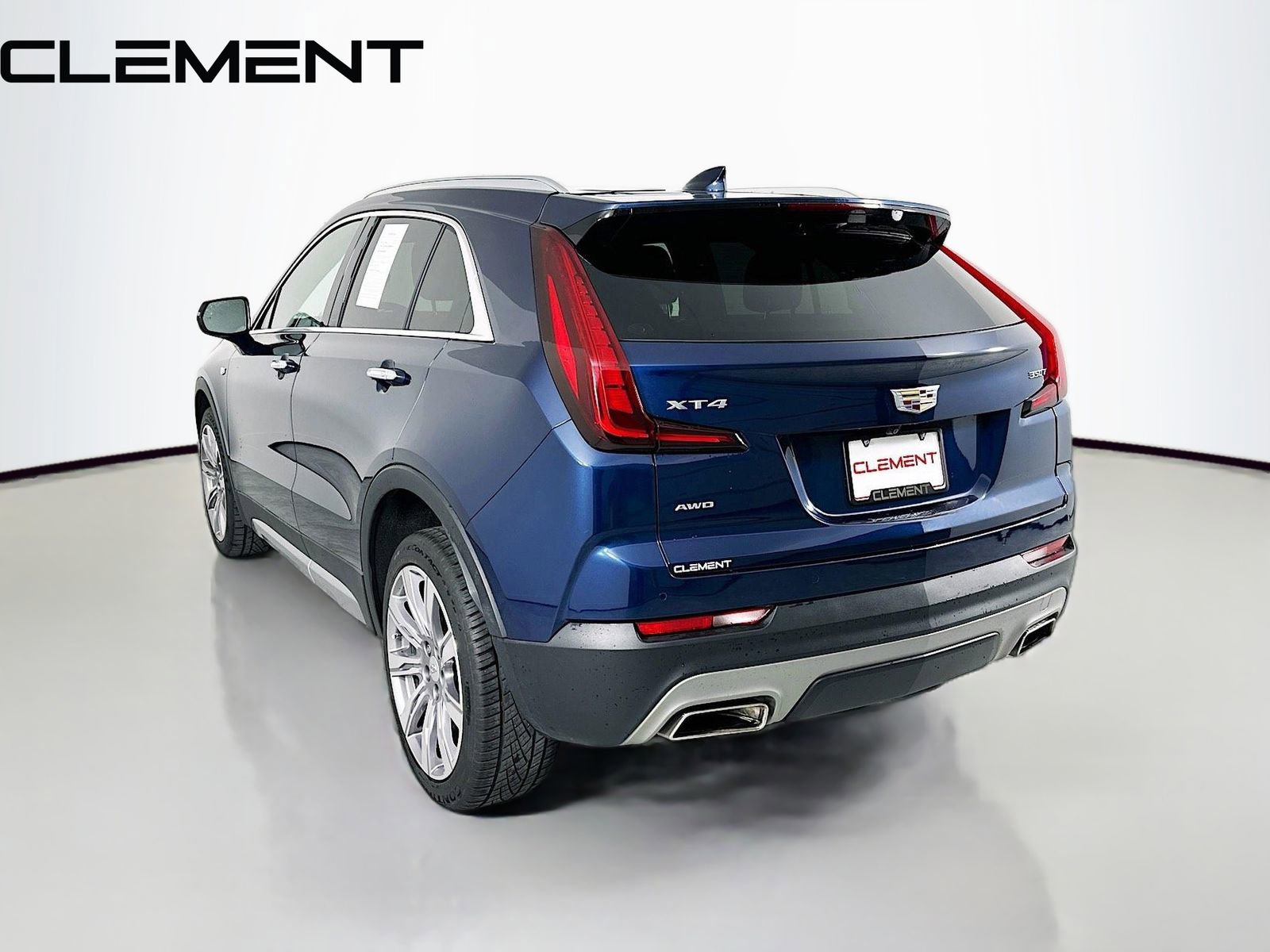 Used 2021 Cadillac XT4 Premium Luxury w/ Sun And Sound Package image 10