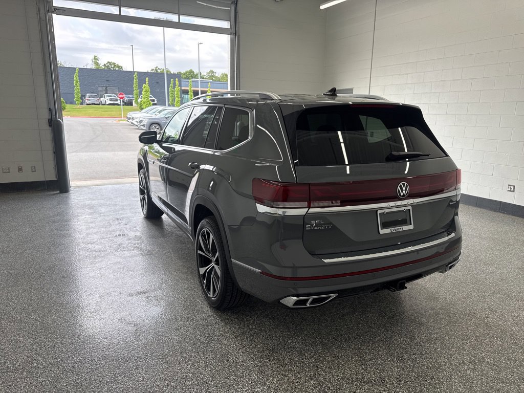 New 2026 Volkswagen Atlas SEL Premium R-Line AWD/4WD image 3