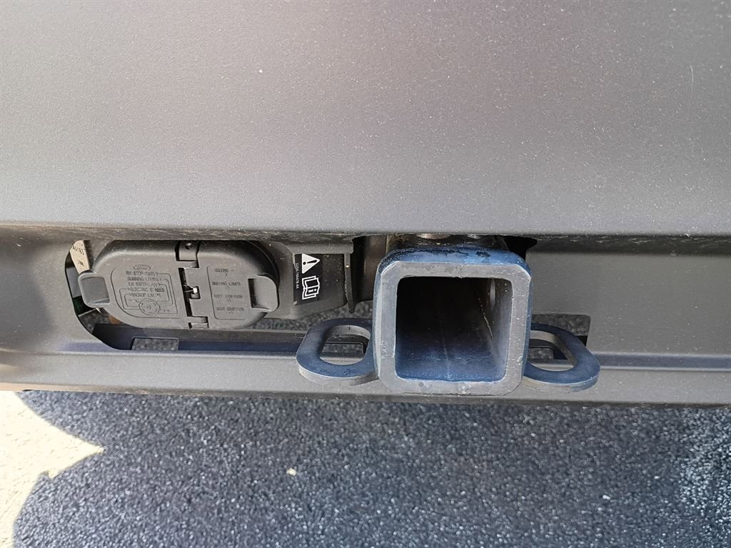 Used 2025 Ford Explorer Active RWD image 6