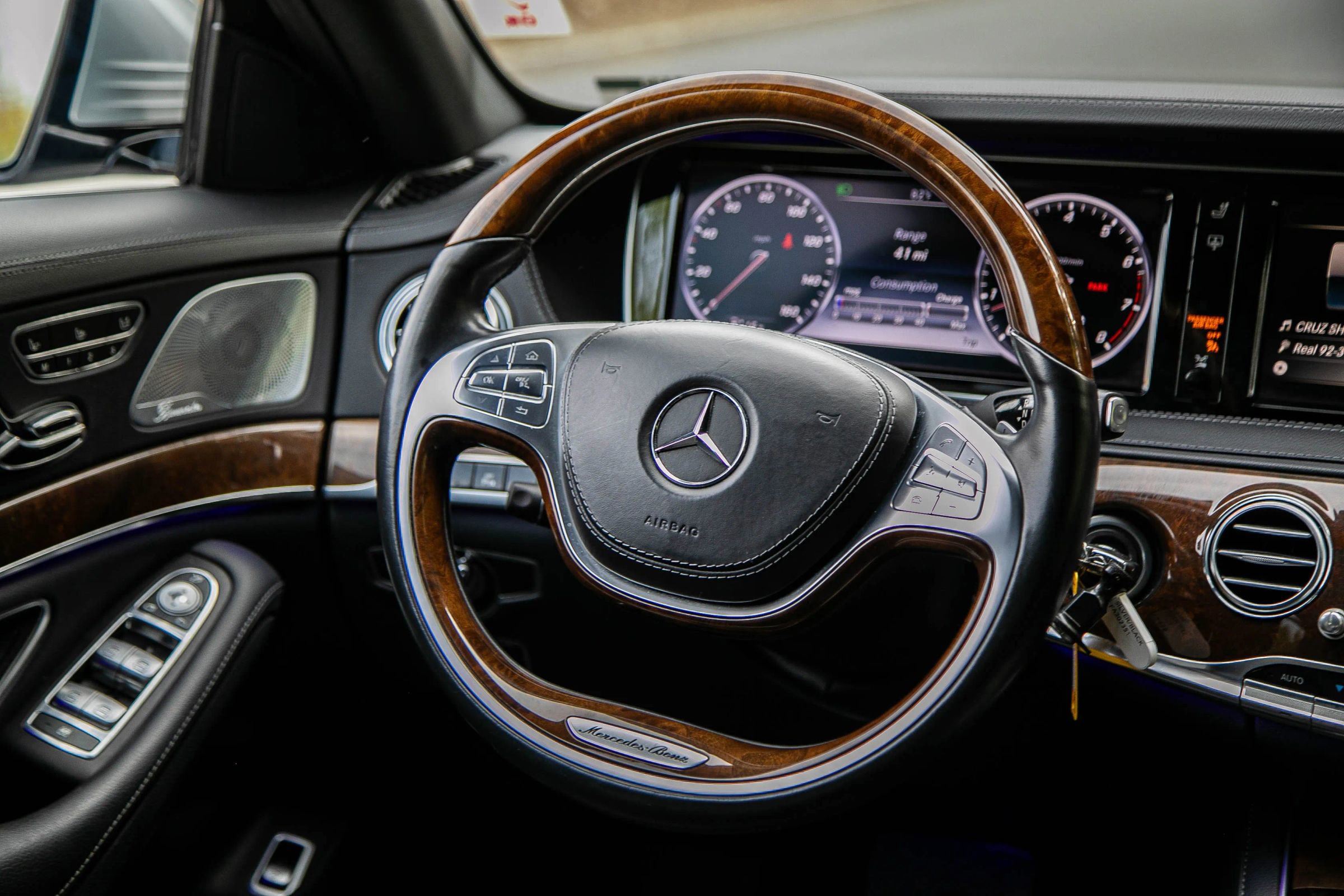 Used 2015 Mercedes-Benz S 550 S 550 Sedan 4D image 24