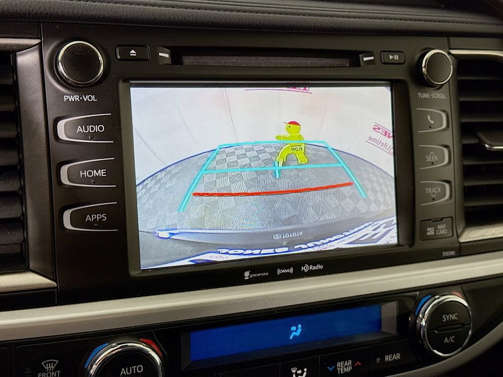 Certified 2019 Toyota Highlander XLE AWD/4WD image 6