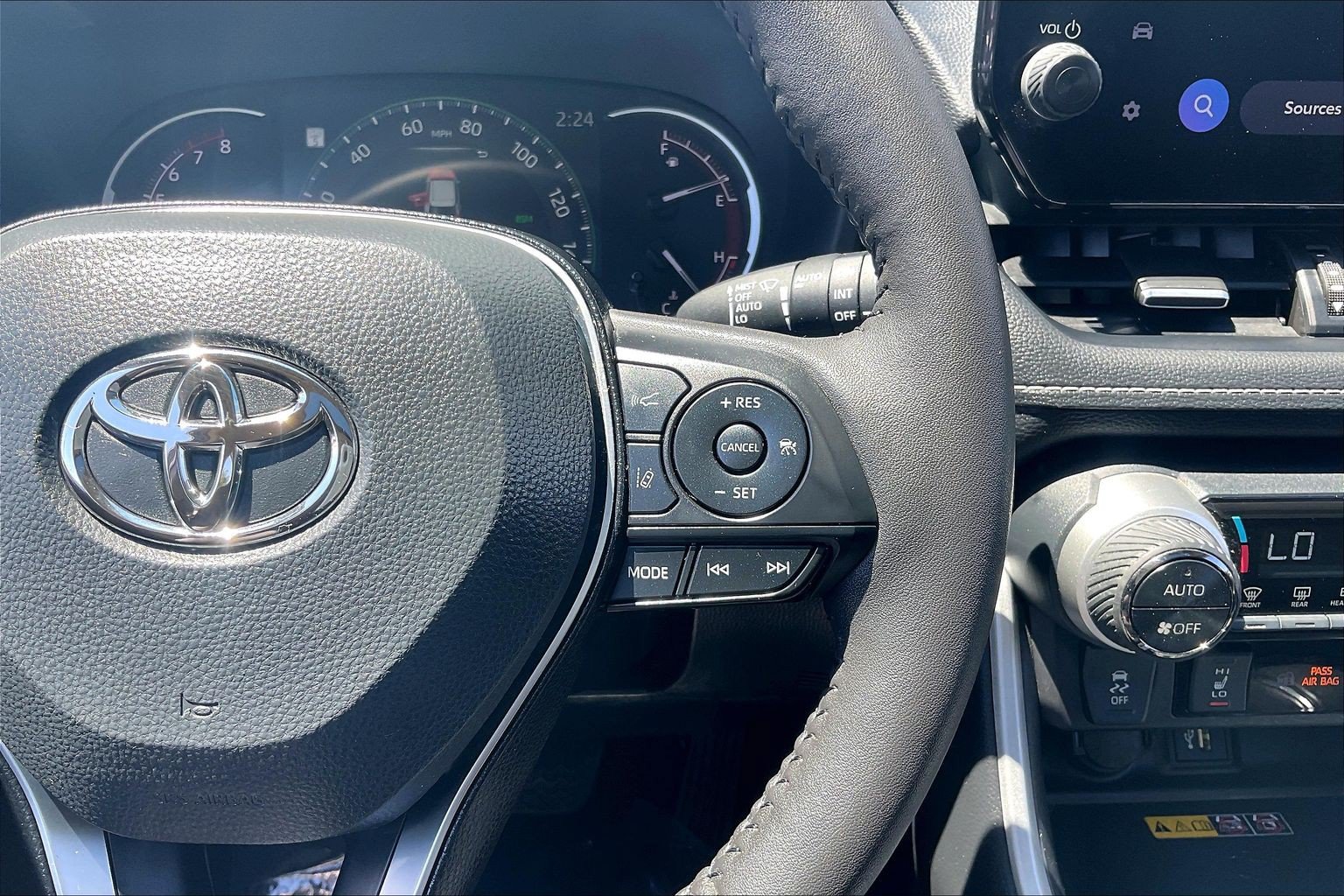 Used 2025 Toyota RAV4 XLE Premium w/ Weather Package AWD/4WD image 24