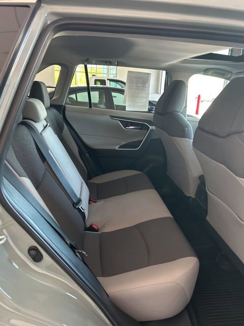 Used 2023 Toyota RAV4 XLE w/ Convenience Package AWD/4WD image 16