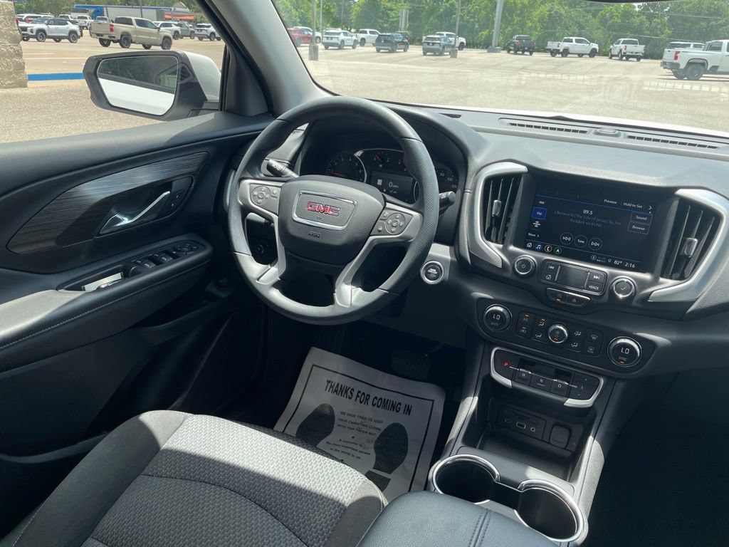 Used 2024 GMC Terrain SLE w/ Driver Convenience Package FWD image 26