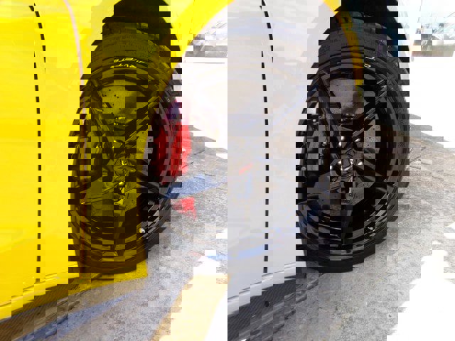 Used 2025 Chevrolet Corvette E-Ray w/ Stealth Interior Trim Package AWD/4WD image 29