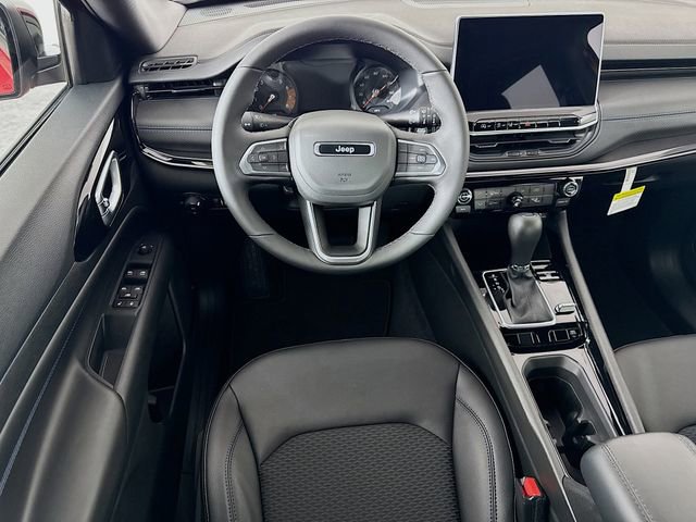 New 2026 Jeep Compass Latitude image 22
