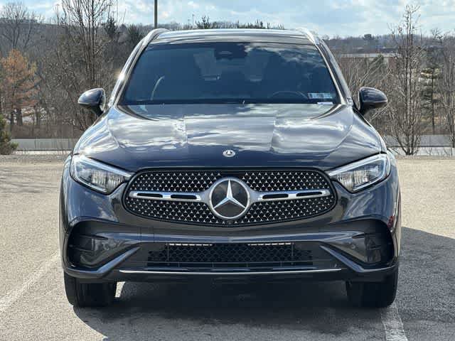 Used 2025 Mercedes-Benz GLC 300 4MATIC image 29