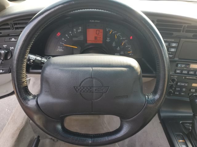 Used 1996 Chevrolet Corvette Coupe RWD image 14