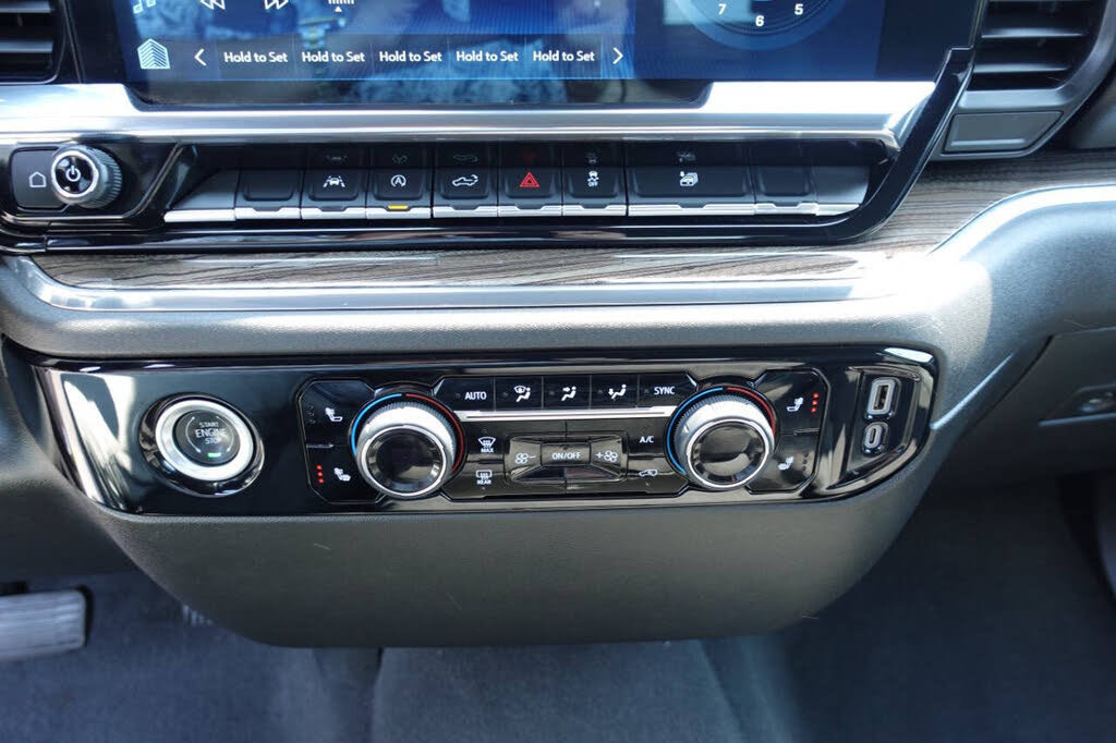 Used 2024 Chevrolet Silverado 1500 LT AWD/4WD image 48