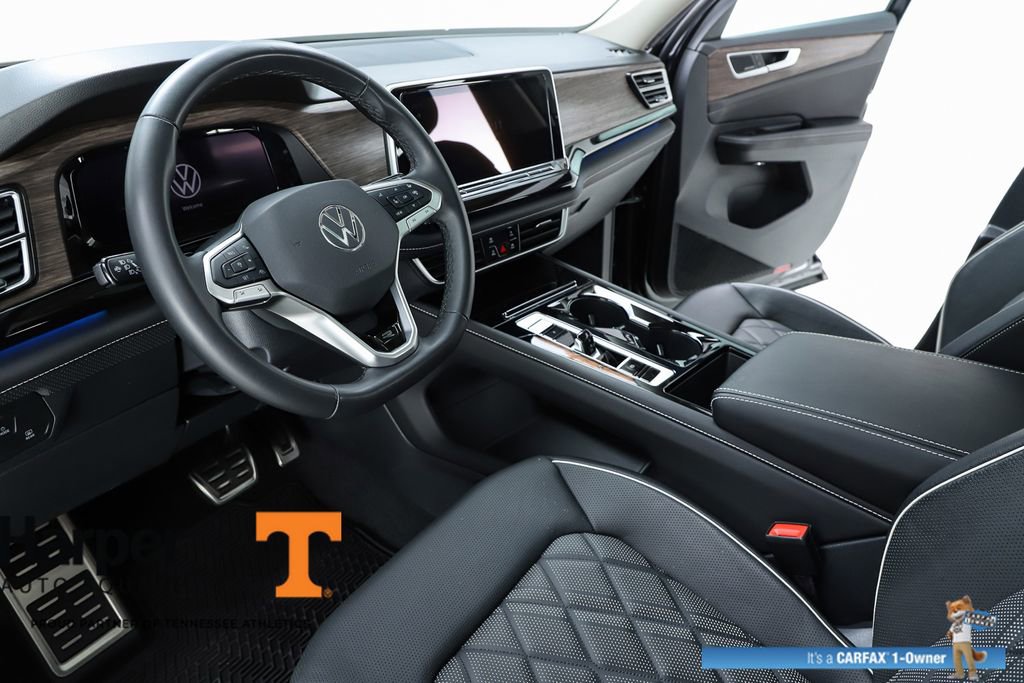 Used 2025 Volkswagen Atlas SEL Premium R-Line AWD/4WD image 19