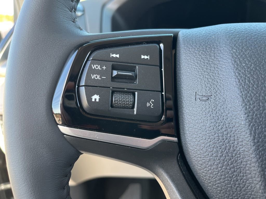 Used 2026 Honda Odyssey Touring image 22