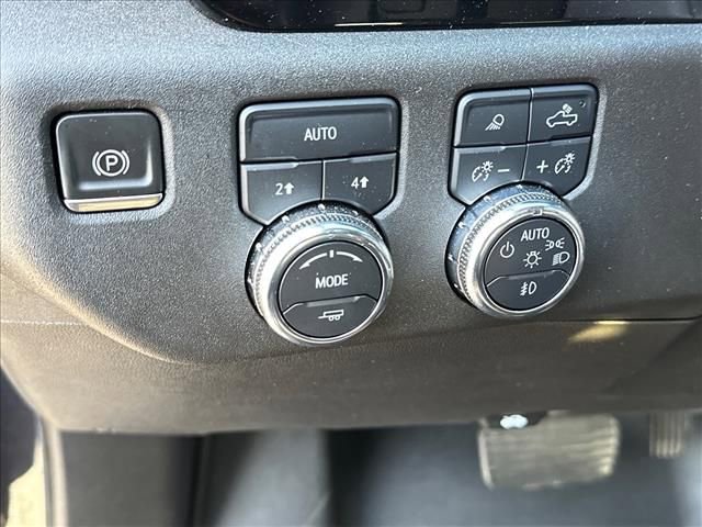 Certified 2022 GMC Sierra 1500 SLT w/ SLT Convenience Package image 25