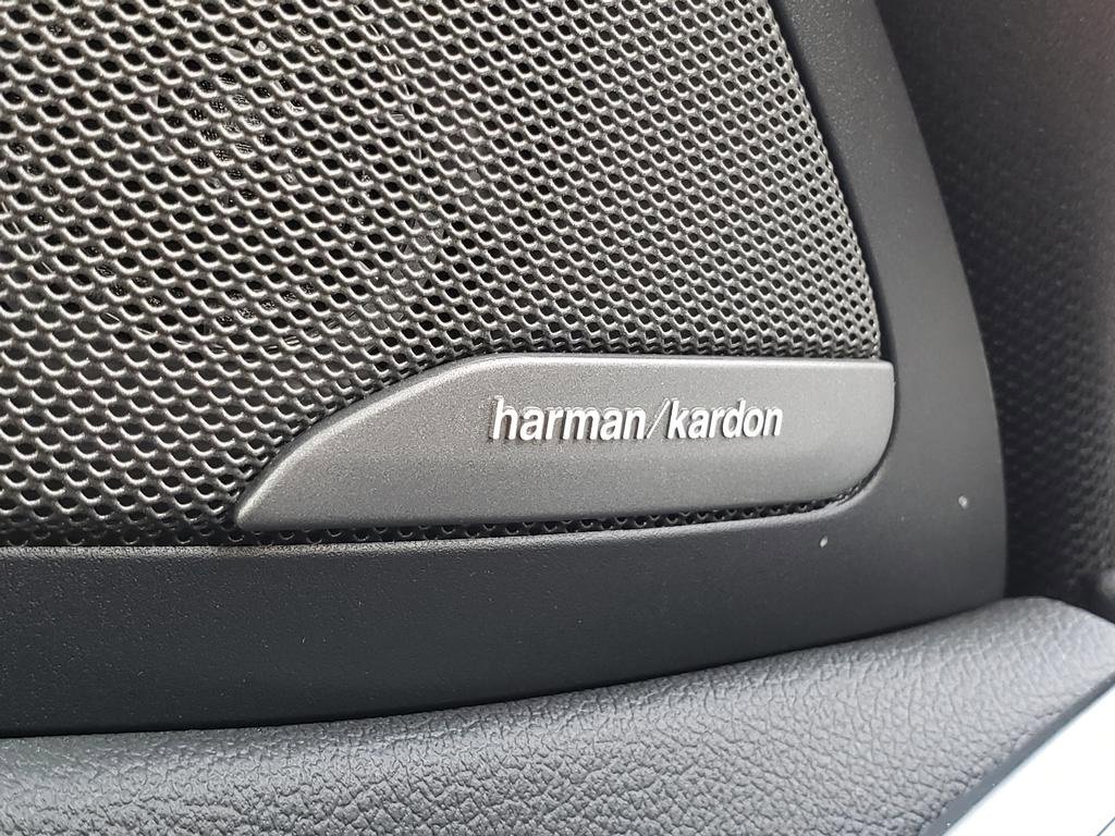 Used 2023 BMW X6 xDrive40i w/ Executive Package image 26