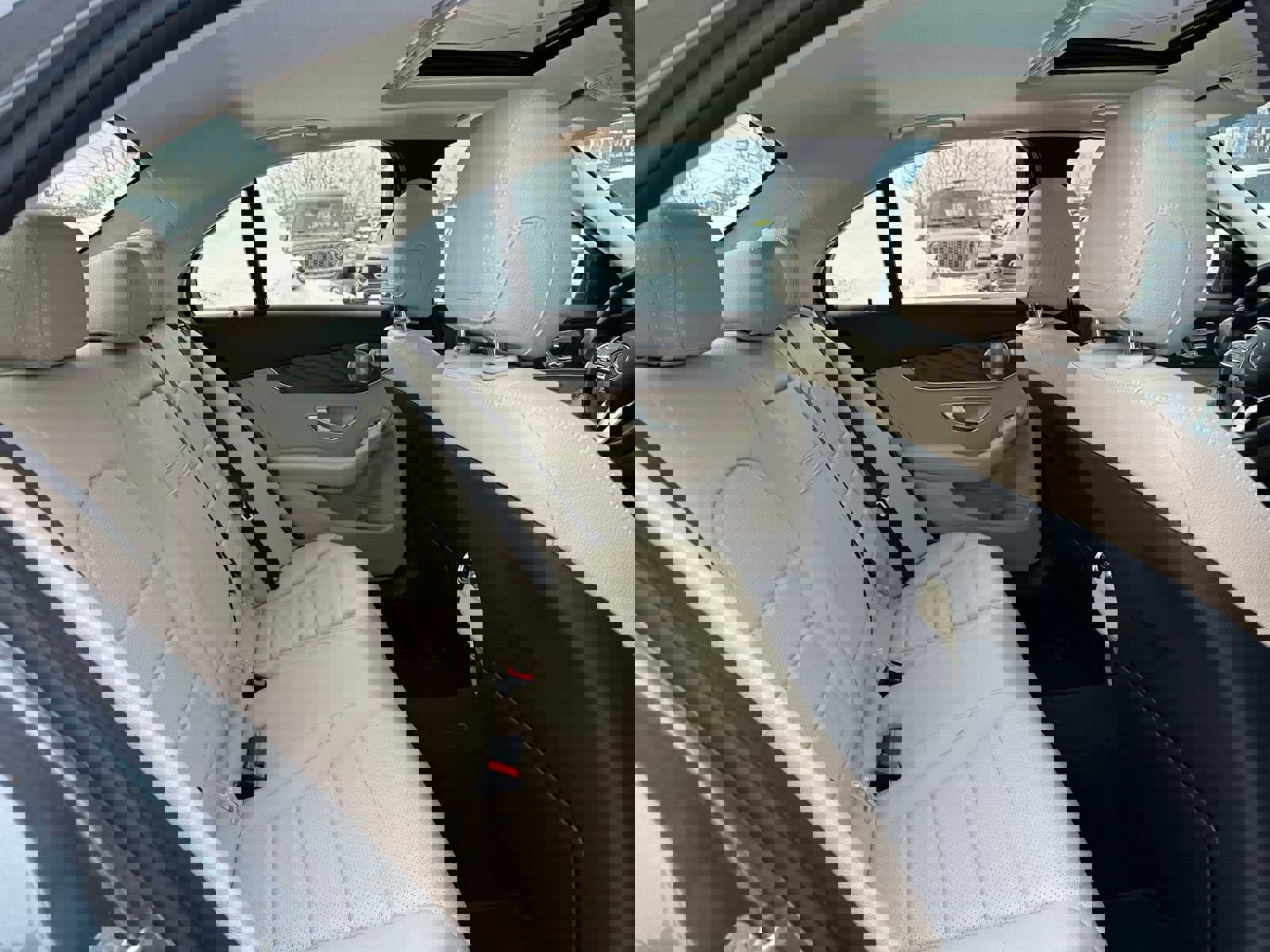 Used 2021 Mercedes-Benz C 300 4MATIC Sedan image 12