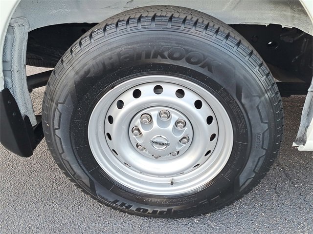 Used 2018 Nissan NV 3500 S image 7