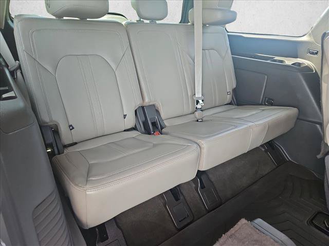 Used 2020 Ford Expedition Limited w/ Equipment Group 302A AWD/4WD image 22