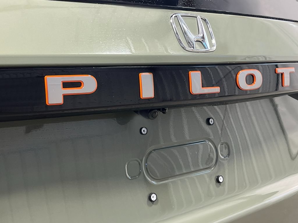Certified 2026 Honda Pilot TrailSport image 6